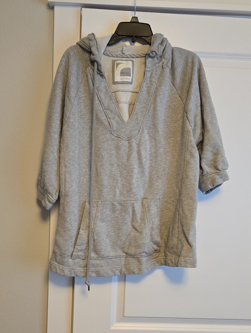Old Navy Light Gray Hooded Pullover Sweatshirt